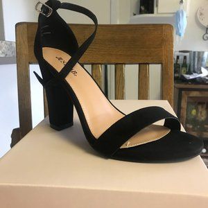 women's heeled sandals